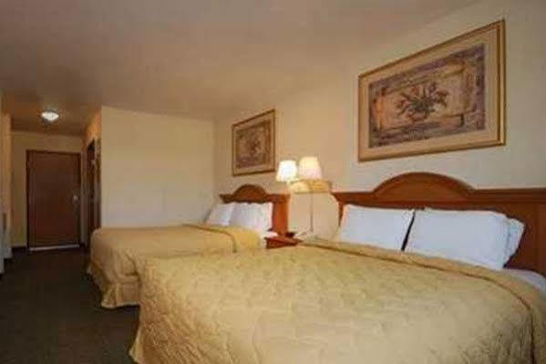 Oak Hill Inn & Suites Кантон Екстер'єр фото